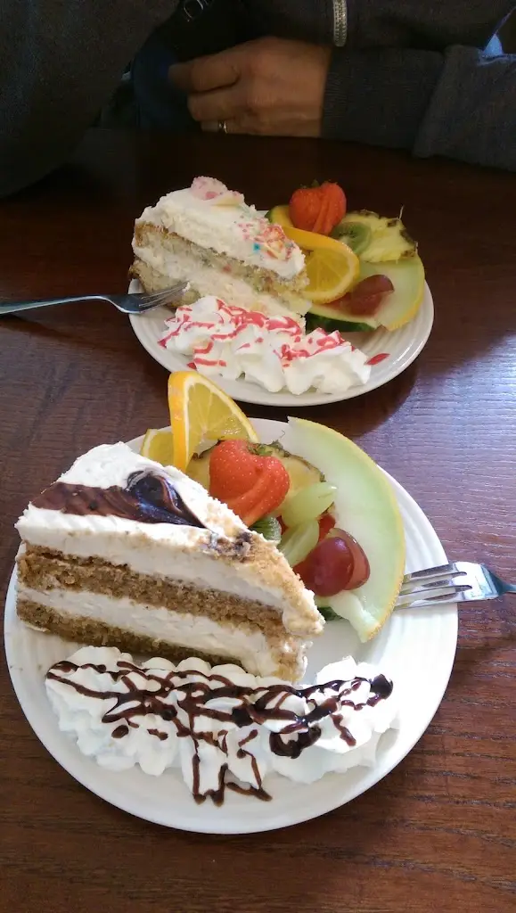 Barbara Lee_Classic Coffee Shop_Ingoldmells_review