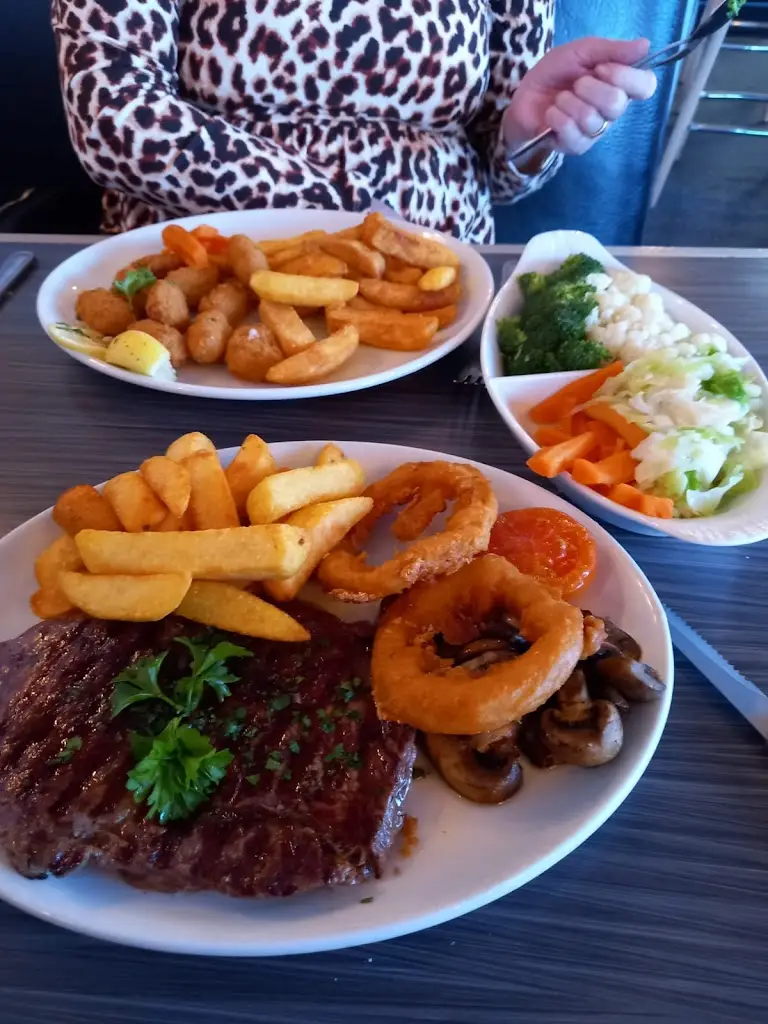 Steak N Stuff_Ingoldmells_slider_image_3