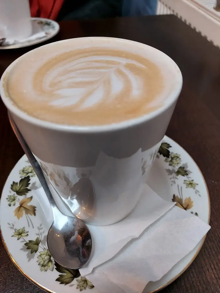 Lion Queen_Kemsing Italian Deli_Kemsing_review