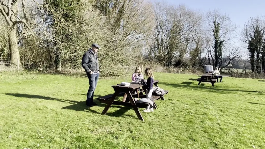 Emari Linde_Chequers Inn_Kemsing_review