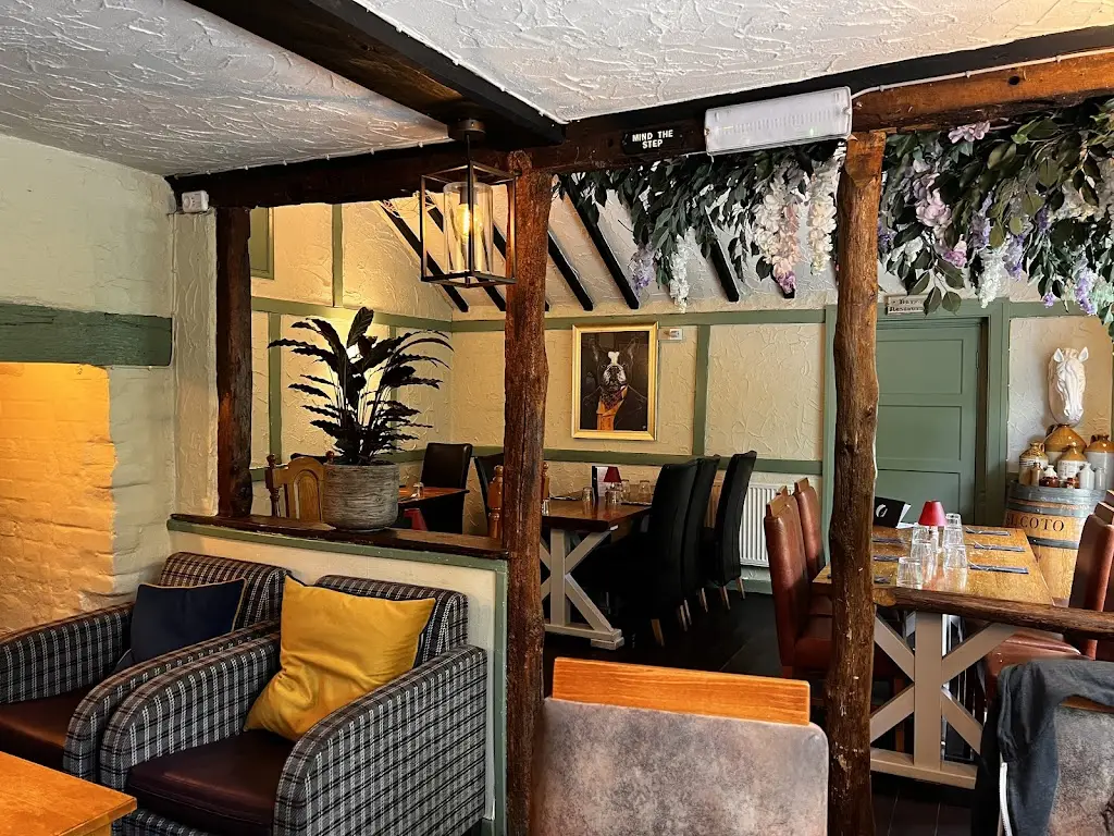 Chequers Inn_Kemsing_slider_image_3