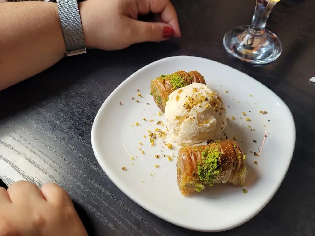 Menu_Hilal Restaurant_Kemsing_image_5