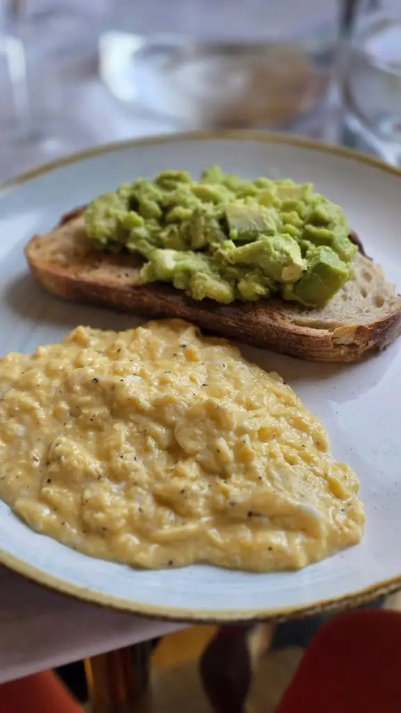 Julia Lu-Sellers_The Pavilion at Wildernesse House_Kemsing_review