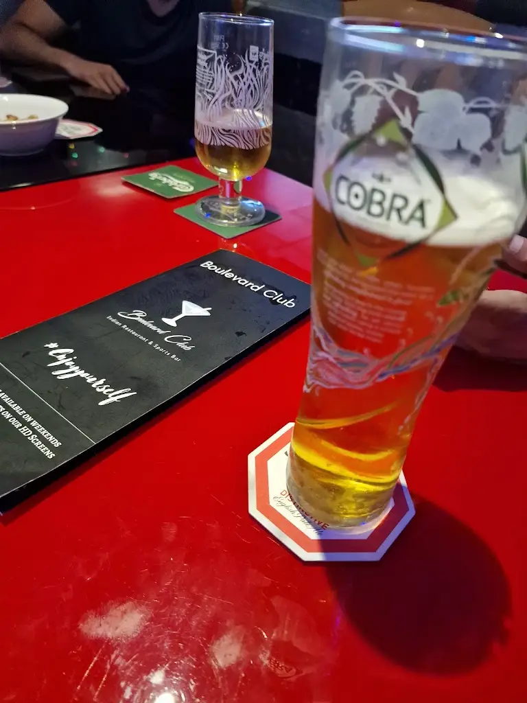 Neil PM_Boulevard Club_Kenton_review