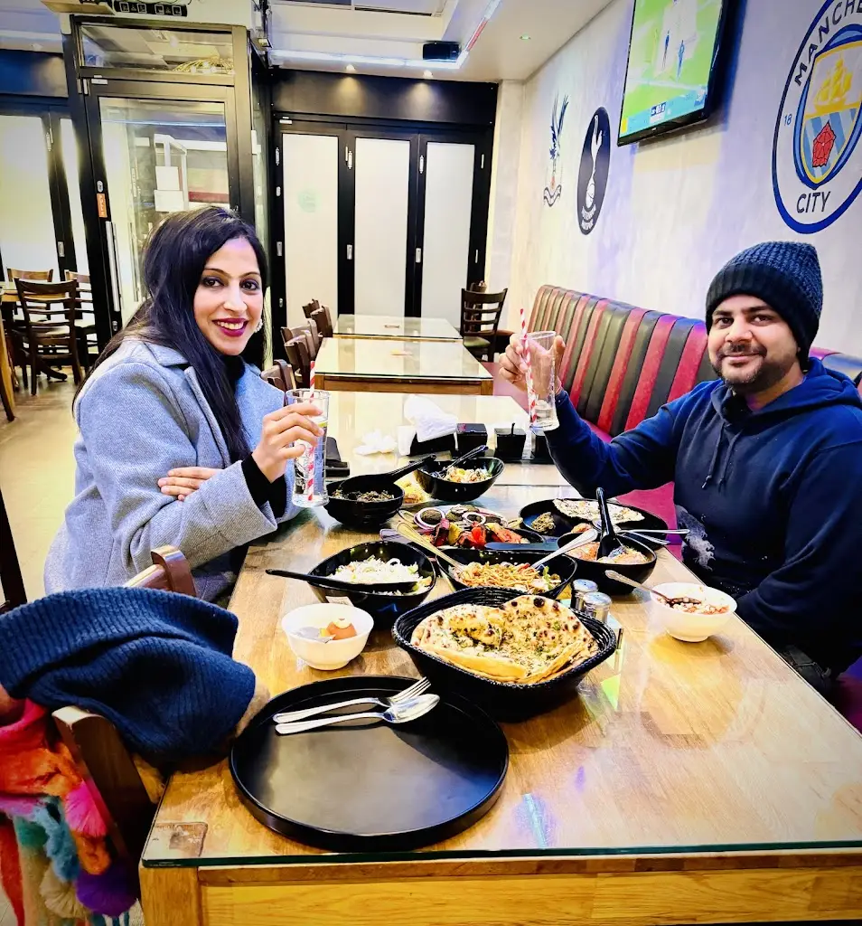 Richa Life Cares_K's lounge_Kenton_review