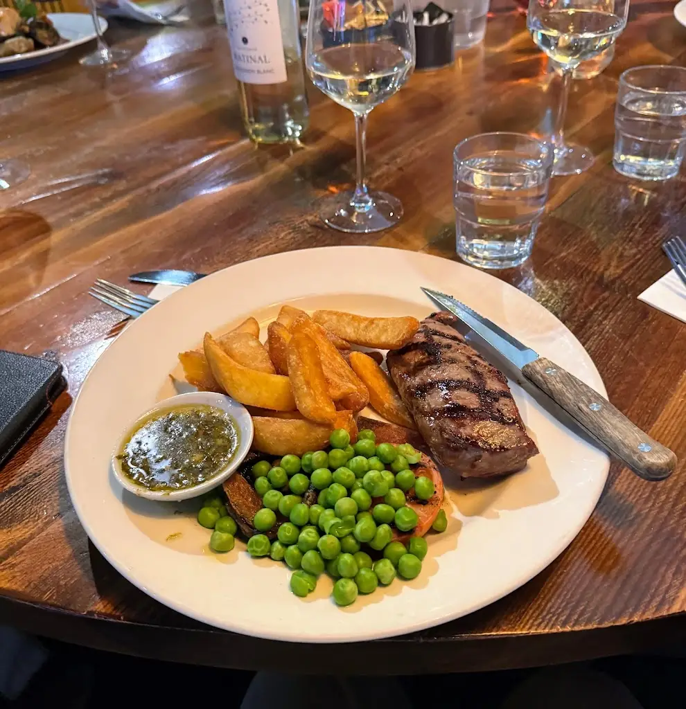 Andrew Davidson_Travellers Rest Beefeater_Kenton_review