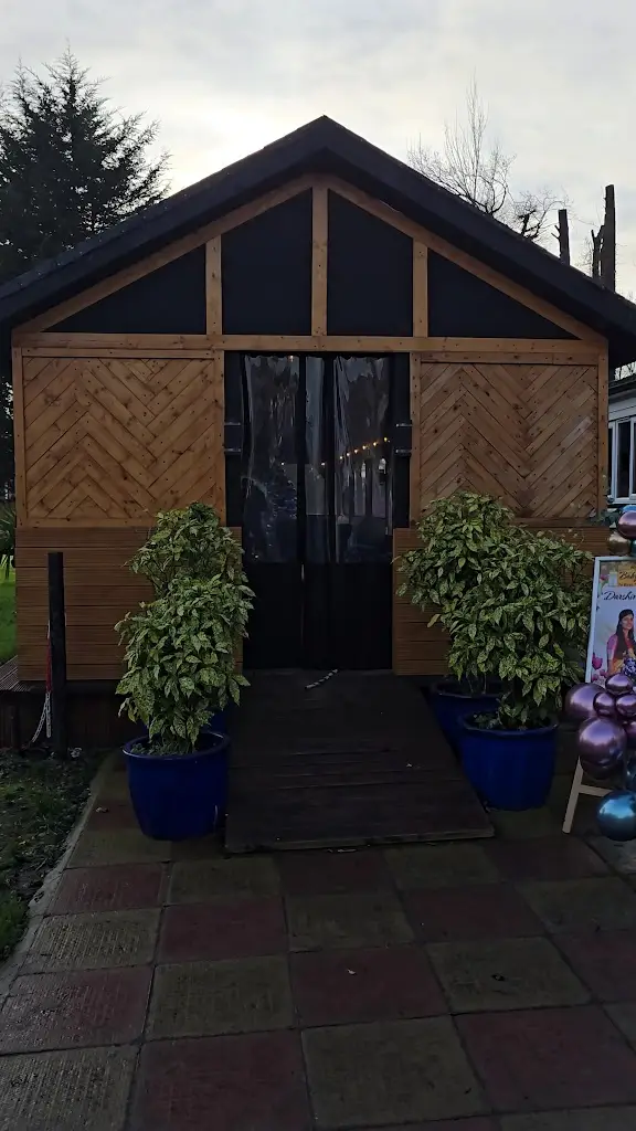 Pravin Parmar_The Eden Lounge_Kenton_review