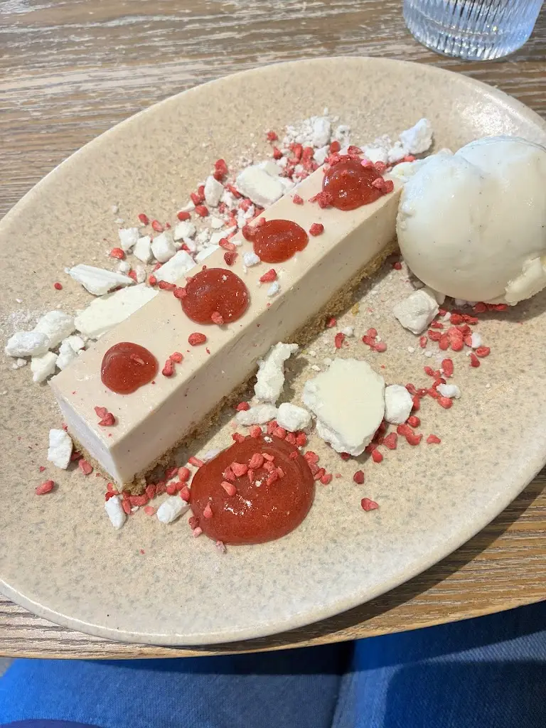 Ellie Foster_The Jolly Sailors_Kessingland_review