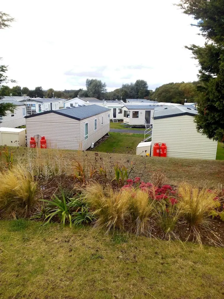 Beach Hut_Kessingland_slider_image_2
