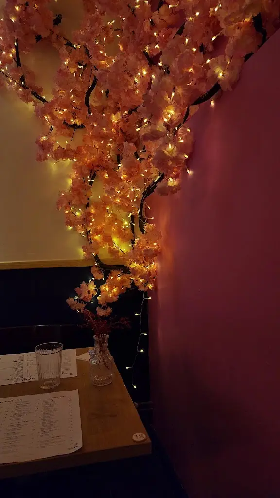 Raku57_Kenilworth_slider_image_2