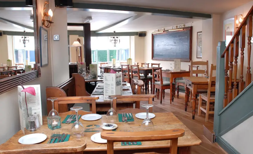 Harringtons On The Hill_Kenilworth_slider_image_1