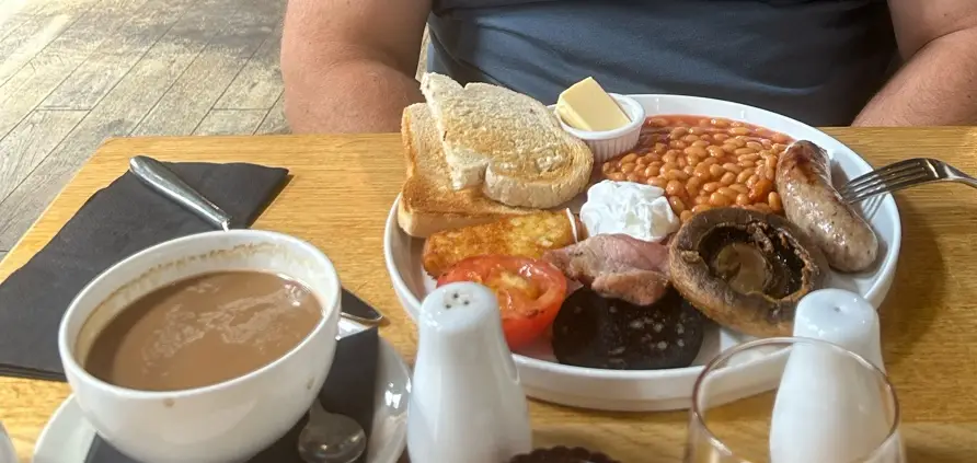 Ellen Gillard_The Station House @ Poms_Kenilworth_recensione