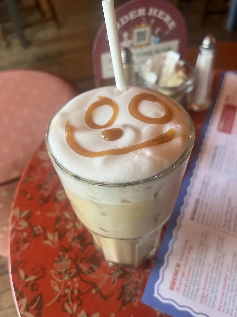 Ruby Duncan_Fossato Lounge_Kenilworth_review