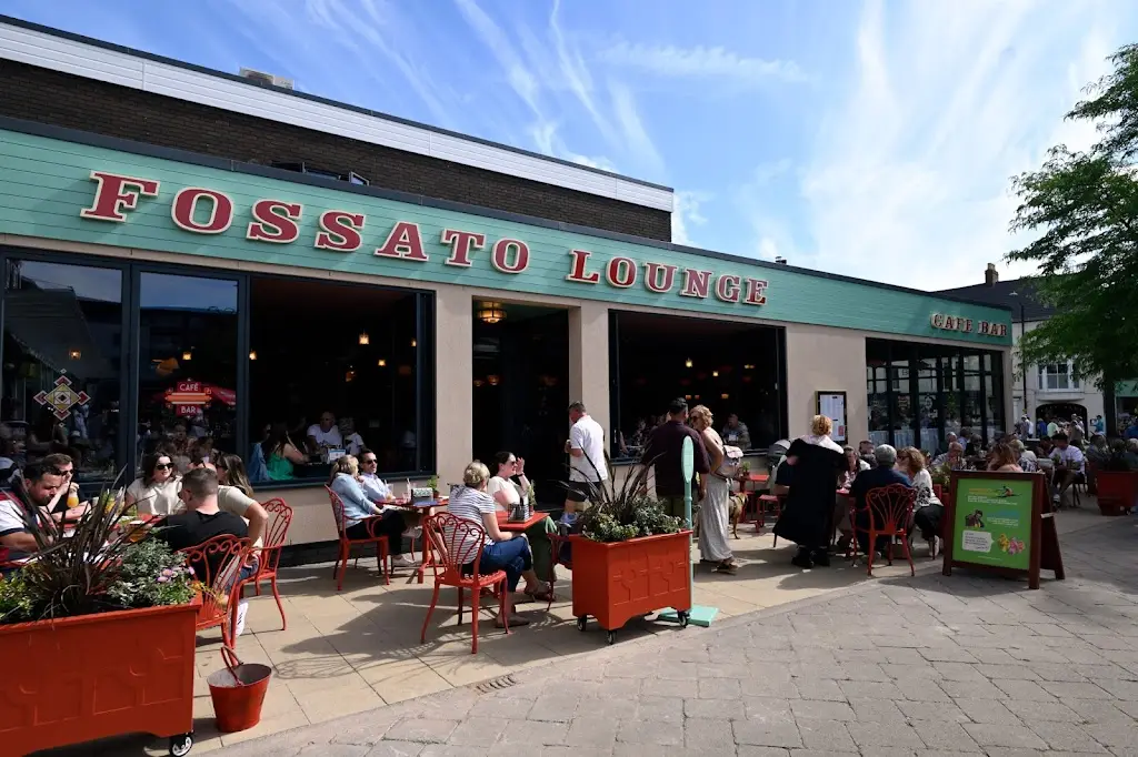 Fossato Lounge_Kenilworth_slider_image_1