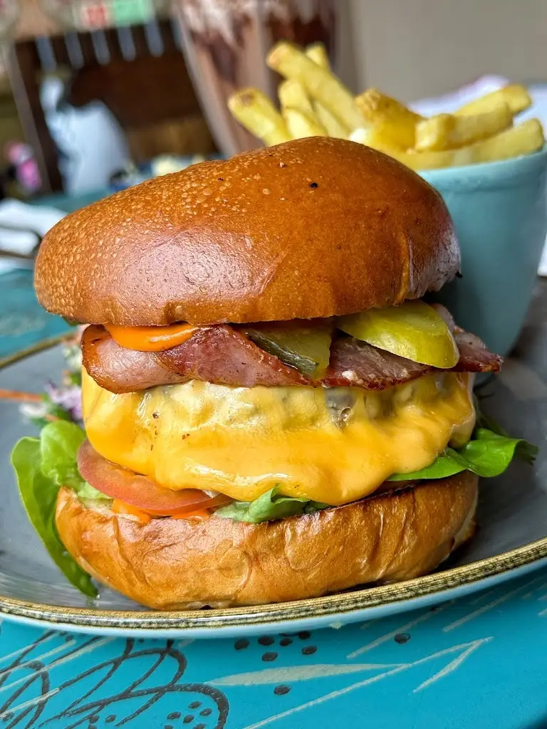 Fossato Lounge_Kenilworth_slider_image_2