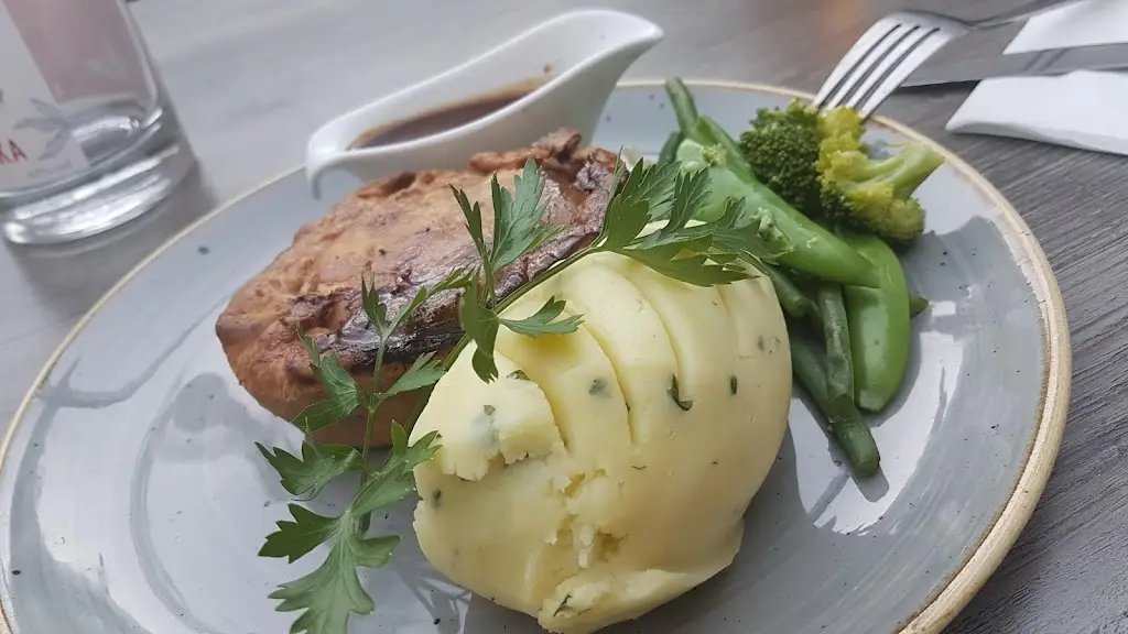 Menu_The Swan_Kibworth Harcourt_image_8