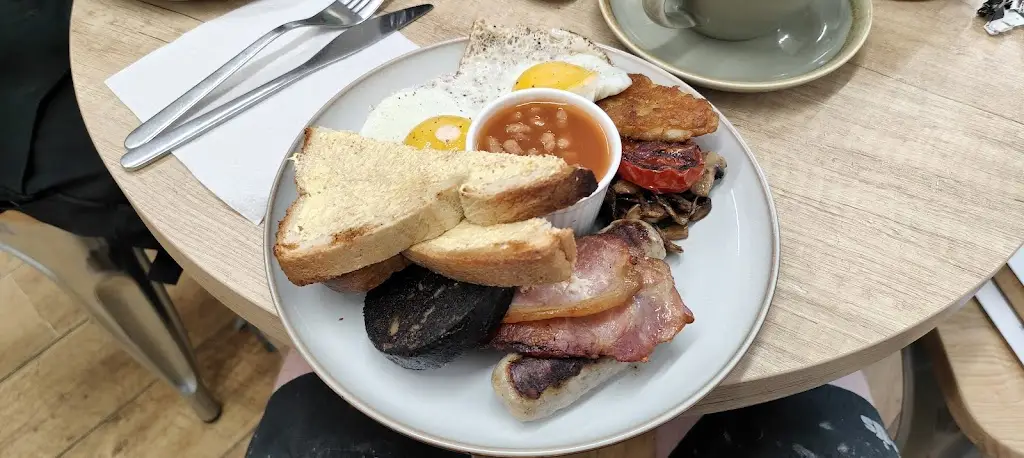 Christopher Wells_Dodies_Kibworth Harcourt_review