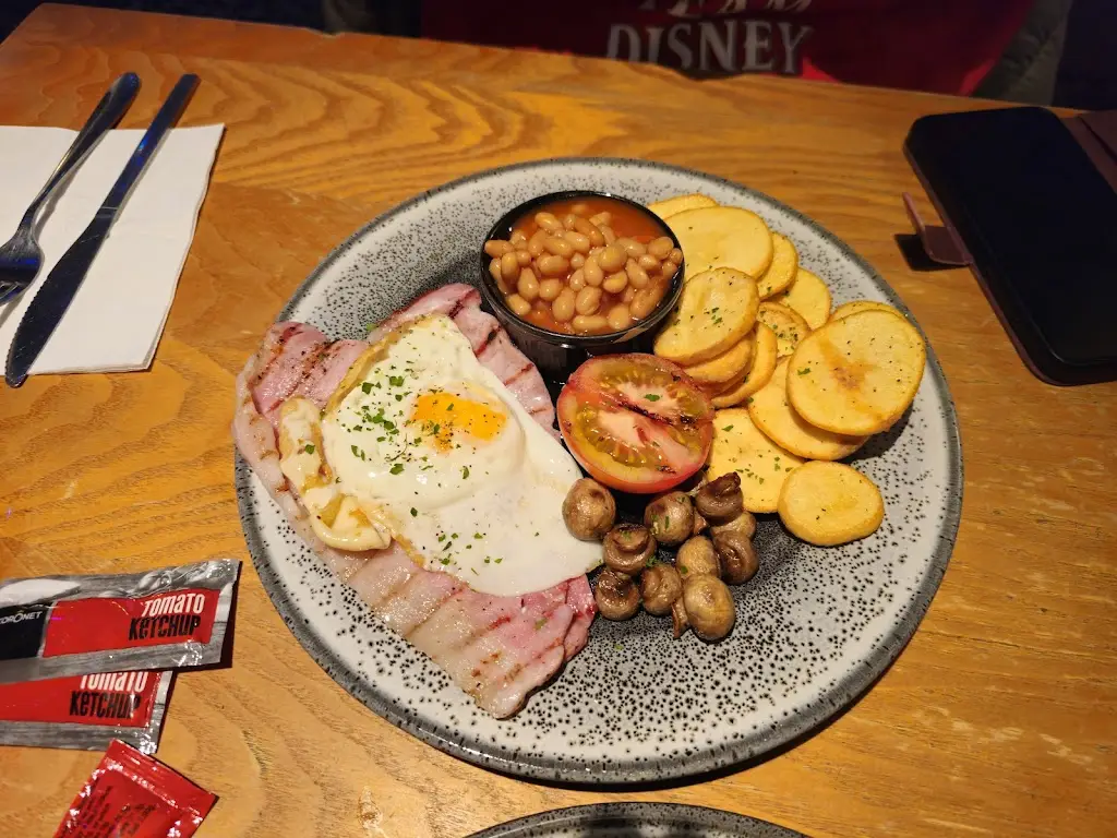 Menu_The Fox_Bar Hill_image_7