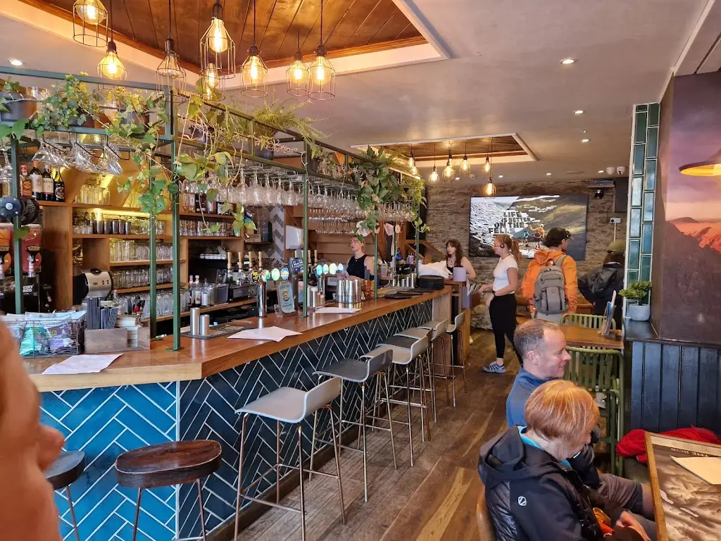 The Round_Keswick_slider_image_3