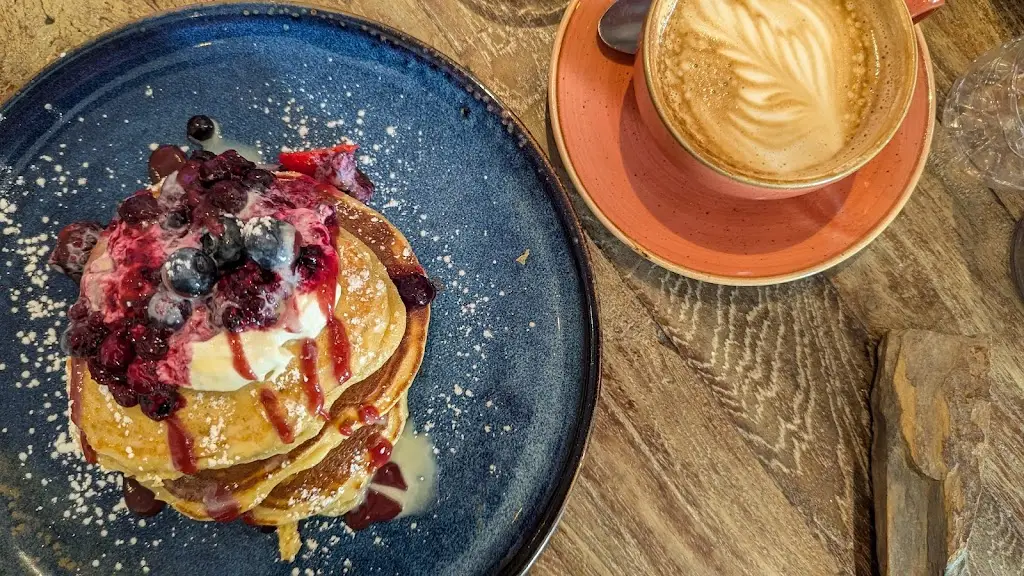 Octavia Herdson_Lake Road Brunch_Keswick_review