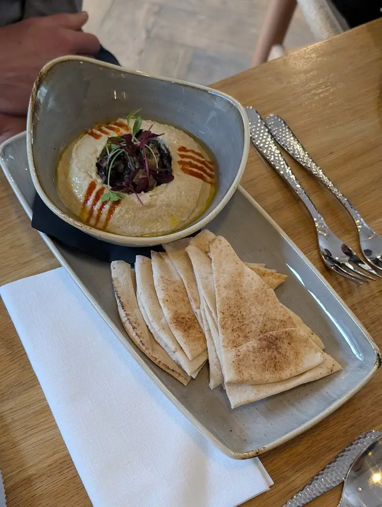 Shuwei Zhang_Brossen Steakhouse_Keswick_review