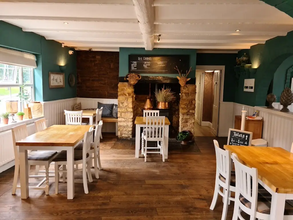 The Red Lion restaurant in Kilsby