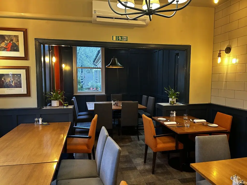 Perkins Bar & Bistro restaurante en Keyworth