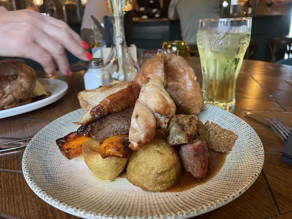 Yook Wah_The Salutation_Keyworth_review