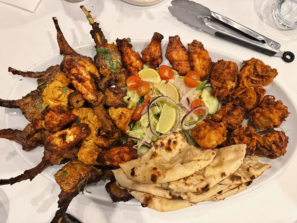Aktar Khan_Lalbagh Bangladeshi & Indian Diner_Bar Hill_review