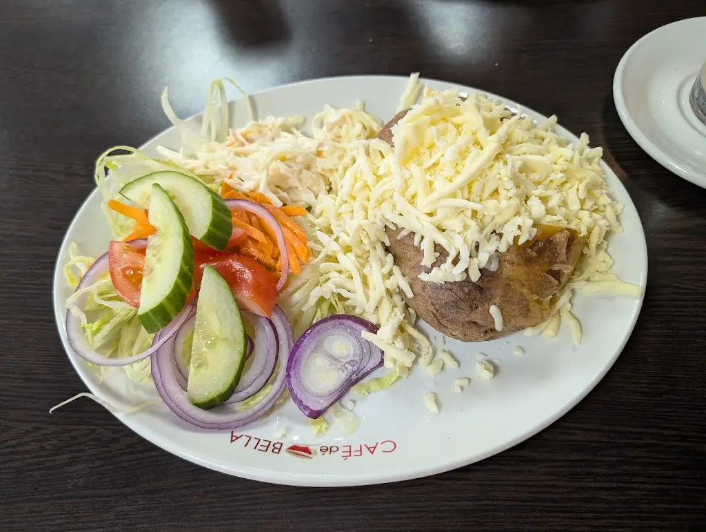 Penny Cummins_Cafe de Bella_Killamarsh_review