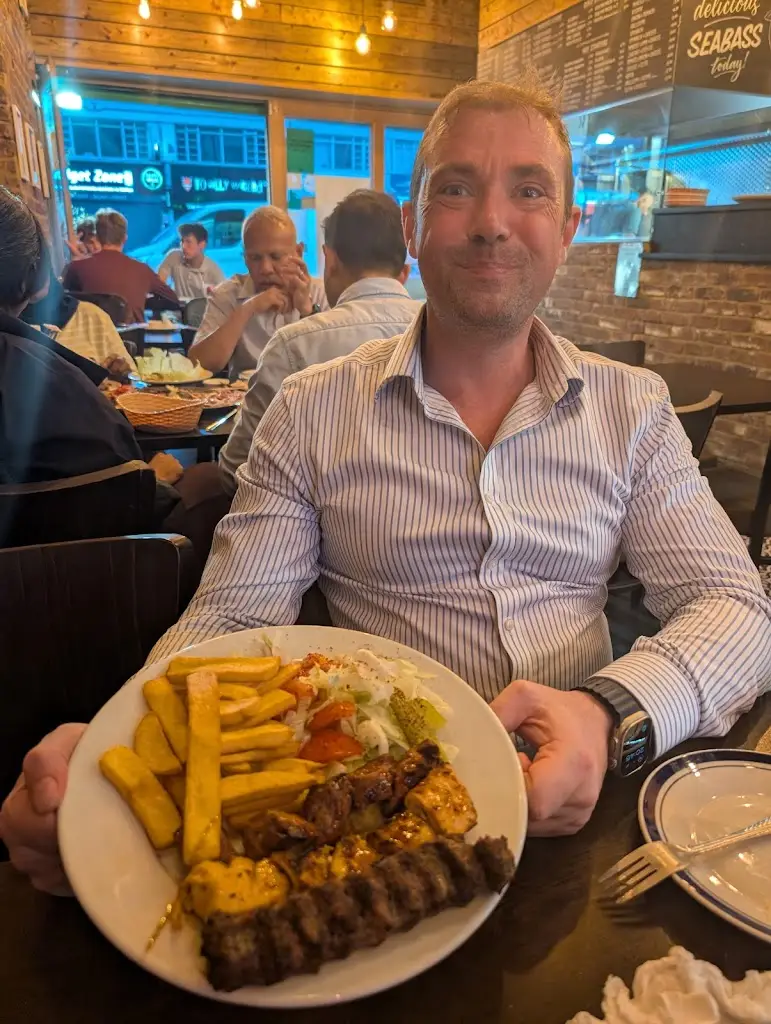 Sammy Kelly_Soor_Kilburn_review