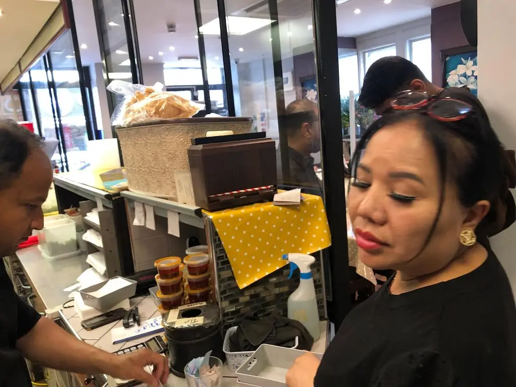 Ash Cash _Spicy Basil_Kilburn_review