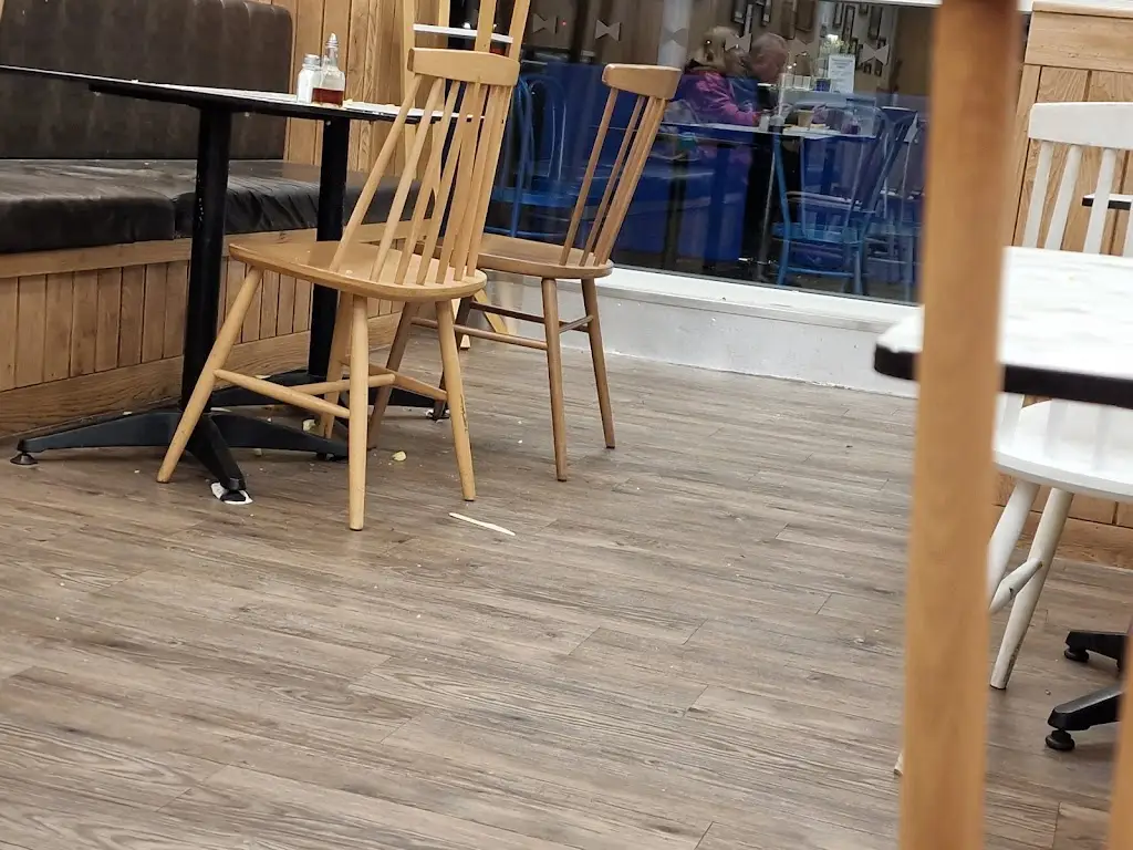 Richard Sharpe_Churchill's Fish & Chips Bar Hill_Bar Hill_review