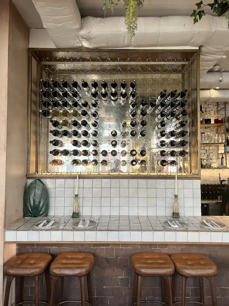 Alexey Subach_Carmel Queen's Park_Kilburn_review