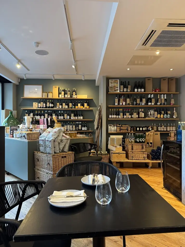 Kelsey_Didi & Franc_Kennington_review