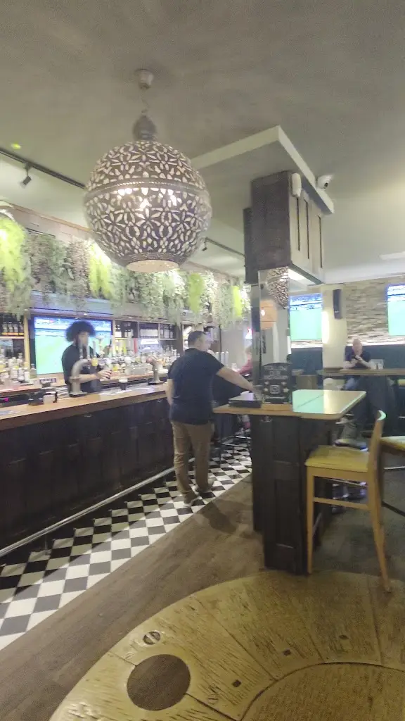 The Mansion Pub_Kennington_slider_image_2