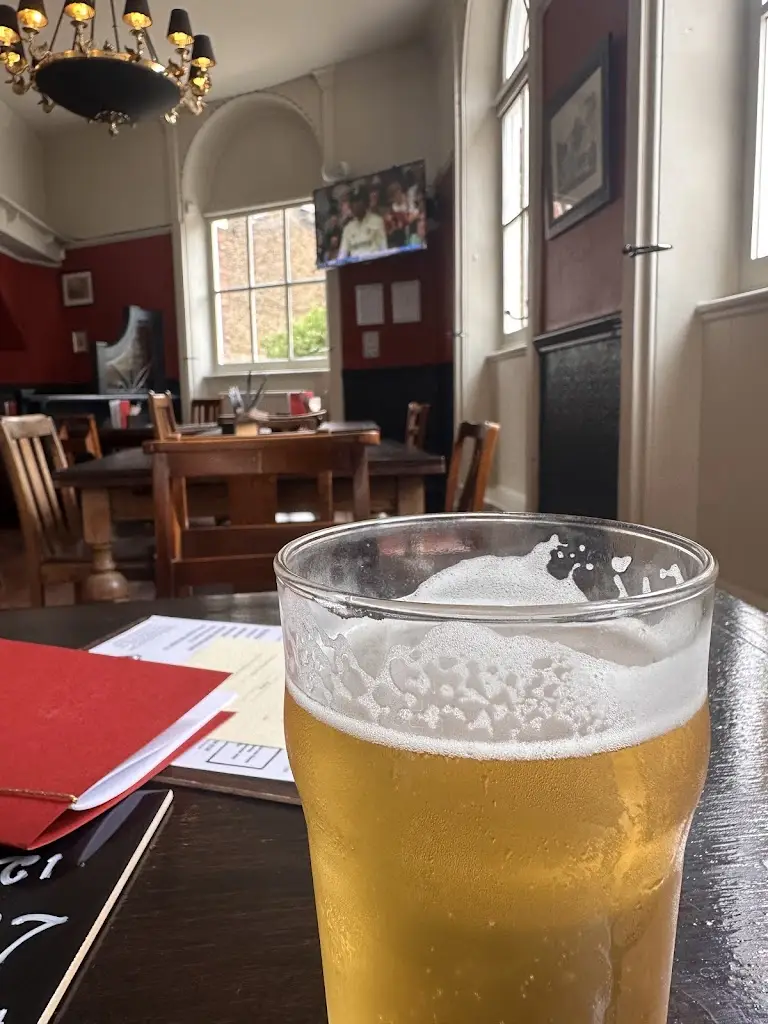 Rawden L_The Duchy Arms_Kennington_review