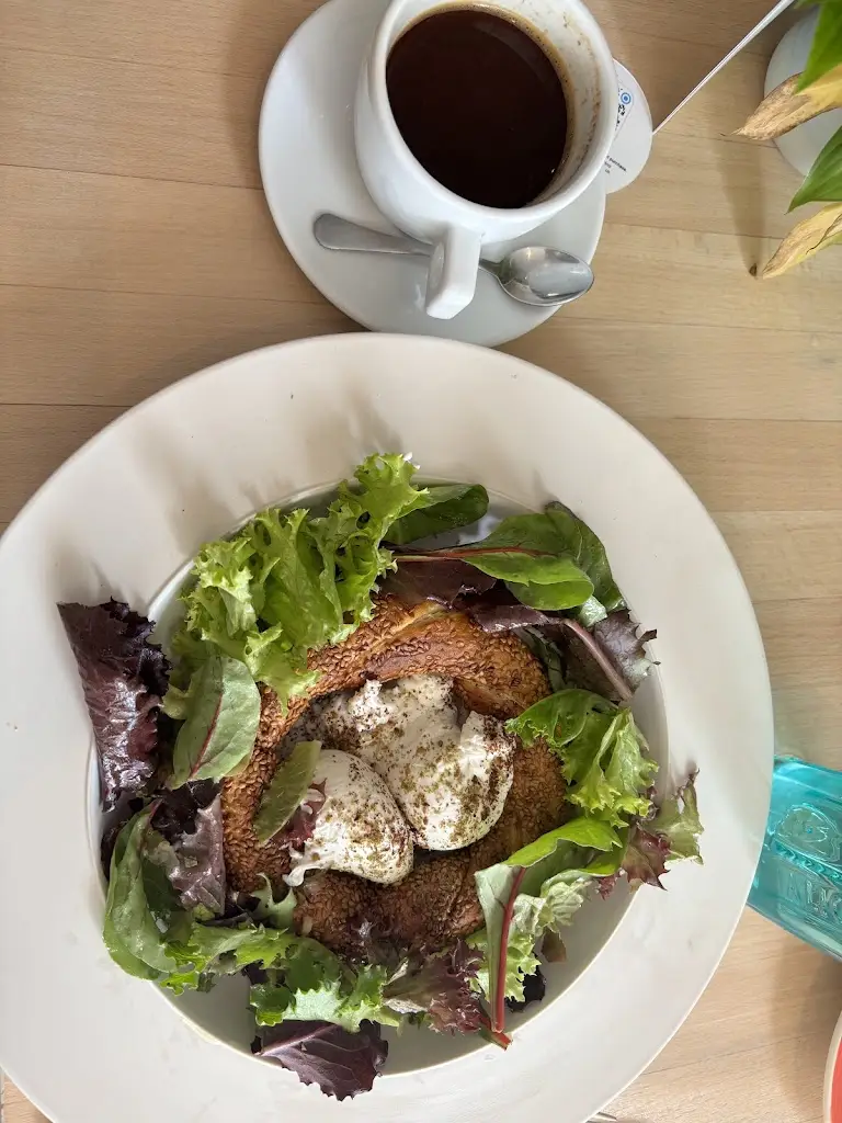 Momal Rizvi_Doost & Amici - Flavorful Dishes of Iran to Italy_Kennington_review