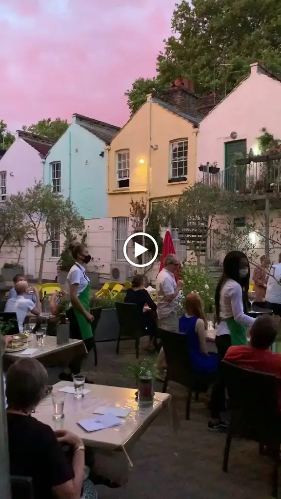 Doost & Amici - Flavorful Dishes of Iran to Italy_Kennington_slider_image_2