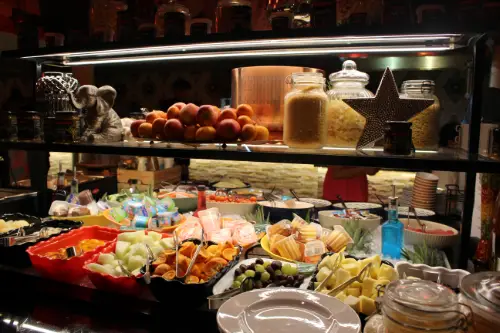 Little Hiccups_Aagrah Garforth_Aberford_review