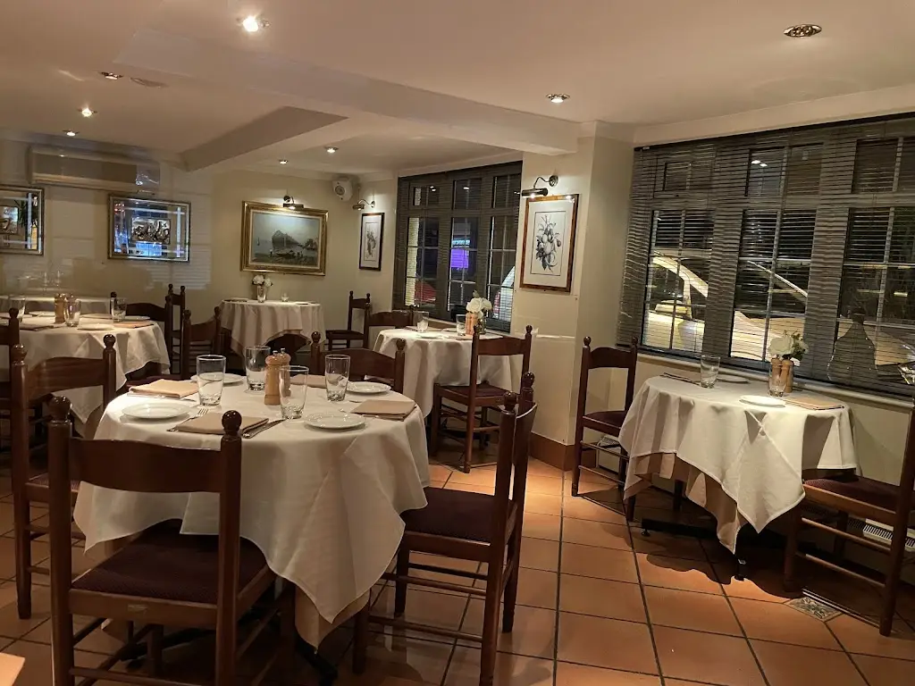 Bel Vedere Ristorante Italiano_Bagshot_slider_image_3