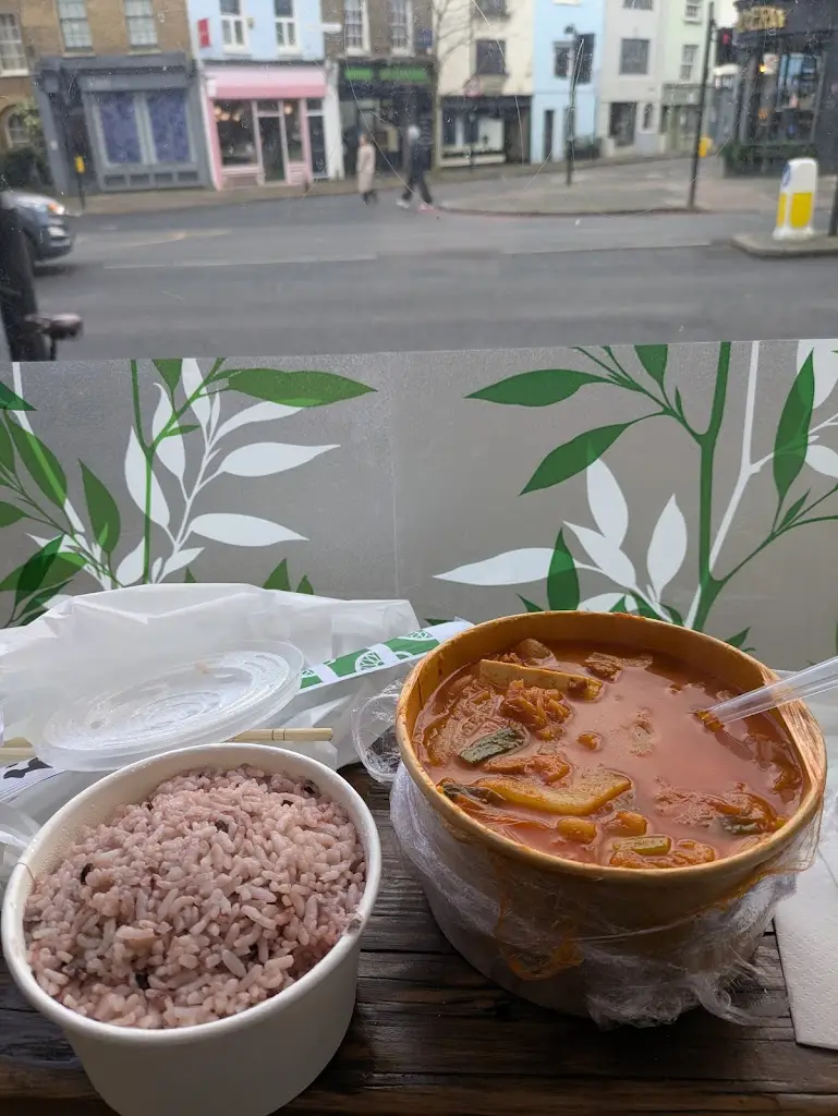 Howard_Taeyang Pocha_Kennington_review