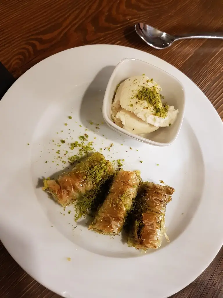 Menu_Roka The Square_Bagshot_image_6