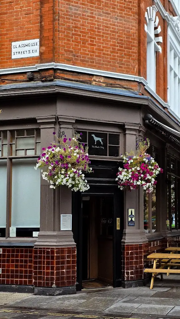 The Black Dog_Kennington_slider_image_3