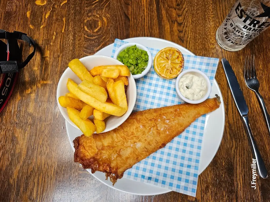 Menu_White Bear_Kennington_image_8