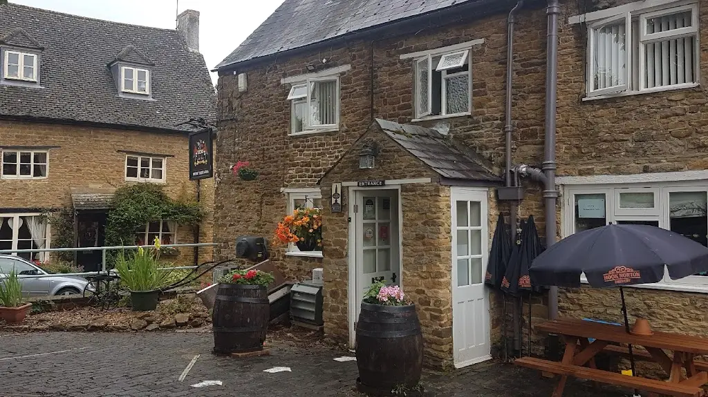 Butchers Arms_Kings Sutton_slider_image_3