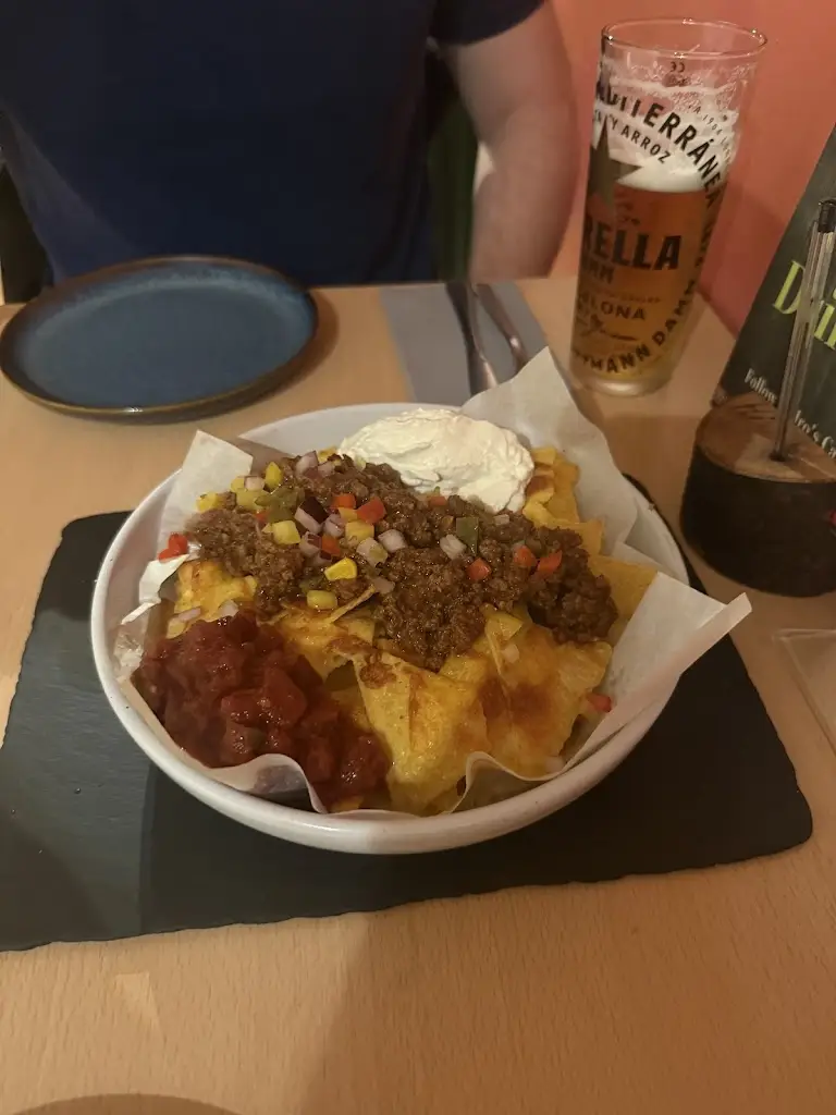 Beth Walker_Pedro's Casa_Kendal_review