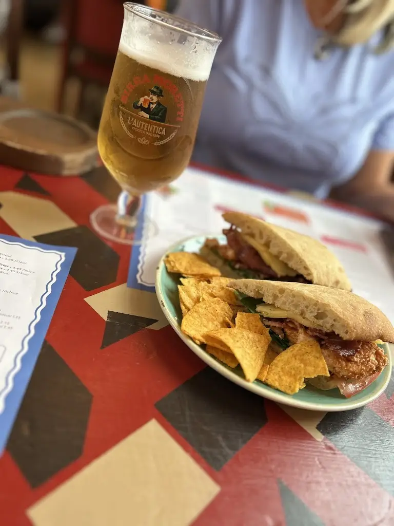 Catherine Reed_Cortillo Lounge_Kendal_recensione