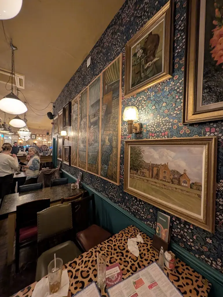 Cortillo Lounge_Kendal_slider_image_2