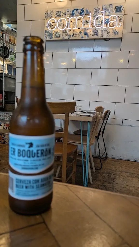 Ashley Jones_Comida [food]_Kendal_review